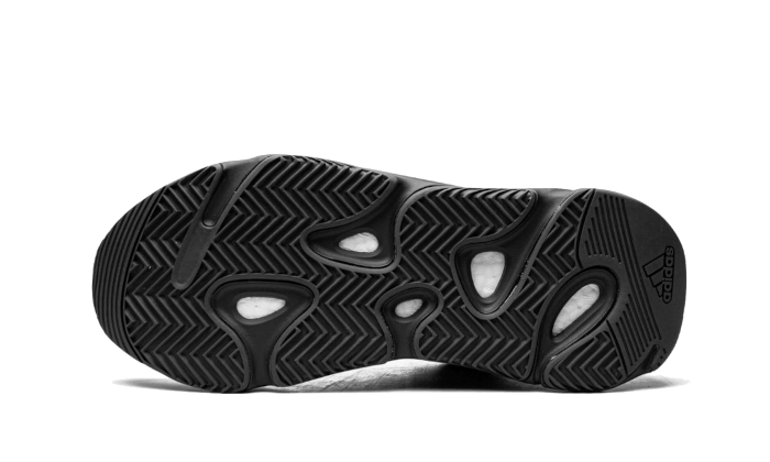 Yeezy Boost 700 MNVN Geode