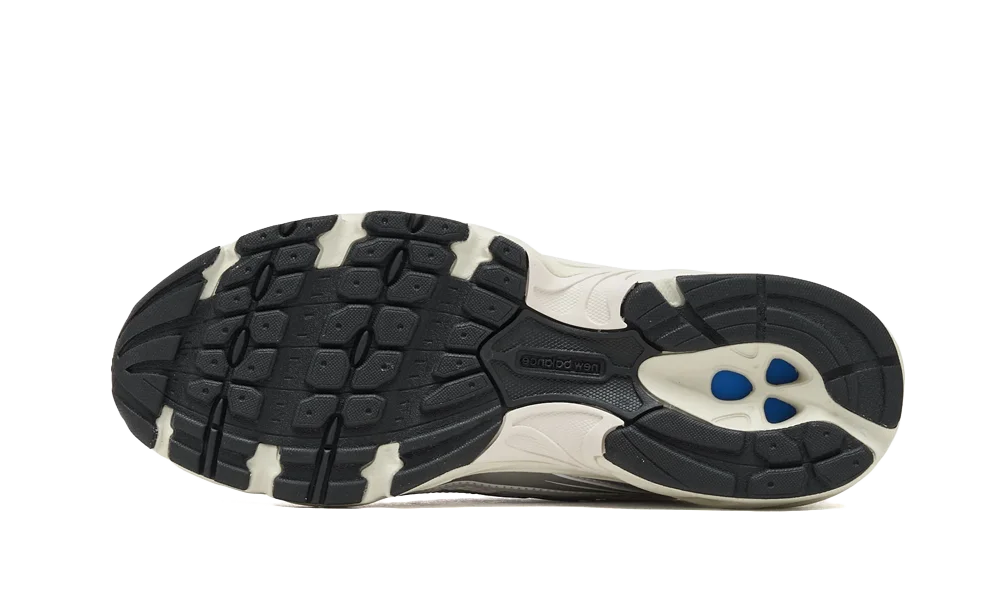New Balance 740 Blue Bird Angora
