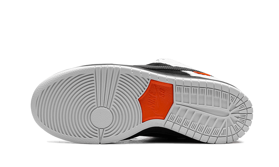 nike-sb-dunk-low-tightbooth