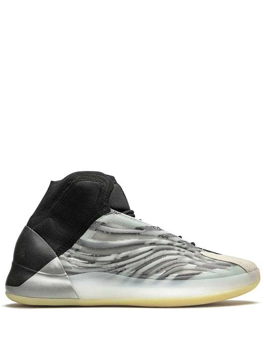adidas Yeezy Qntm Bsktbl Yeezy Basketball Sneakers — Black — Size US M 3.5 - US W 5 — Front View