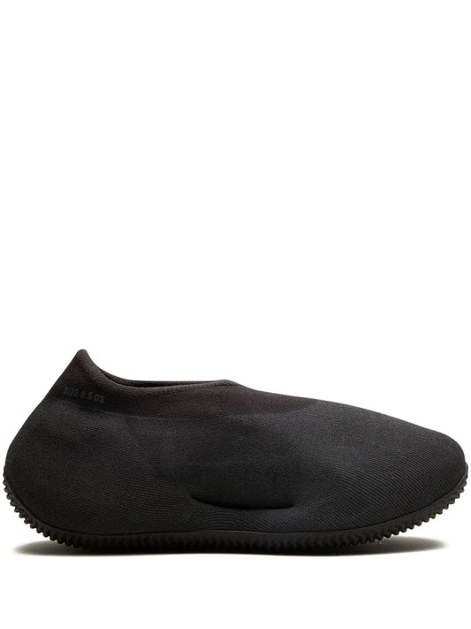 adidas Yeezy Knit Rnr ?ade Onyx?Sneakers — Black — Size US M 3.5 - US W 5 — Front View