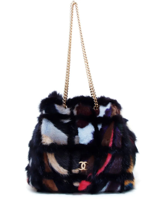 Chanel Pre Owned 2000 Abstract Pattern Cc Plaque Chain Shoulder Bag — Same as shown — Size One Size — Front View