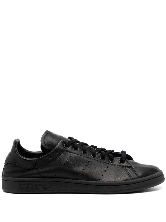 adidas Stan Smith Decon Sneakers — Black — Size US M 8 - US W 9.5 — Front View