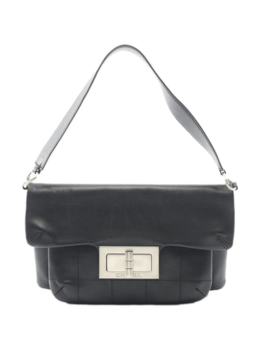 Chanel Pre Owned 2003 2004 Cc Reissue 255 Shoulder Bag — Same as shown — Size One Size — Front View