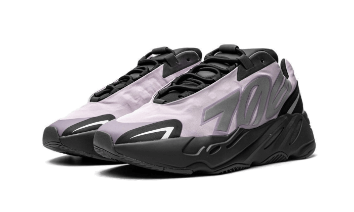 Yeezy Boost 700 MNVN Geode