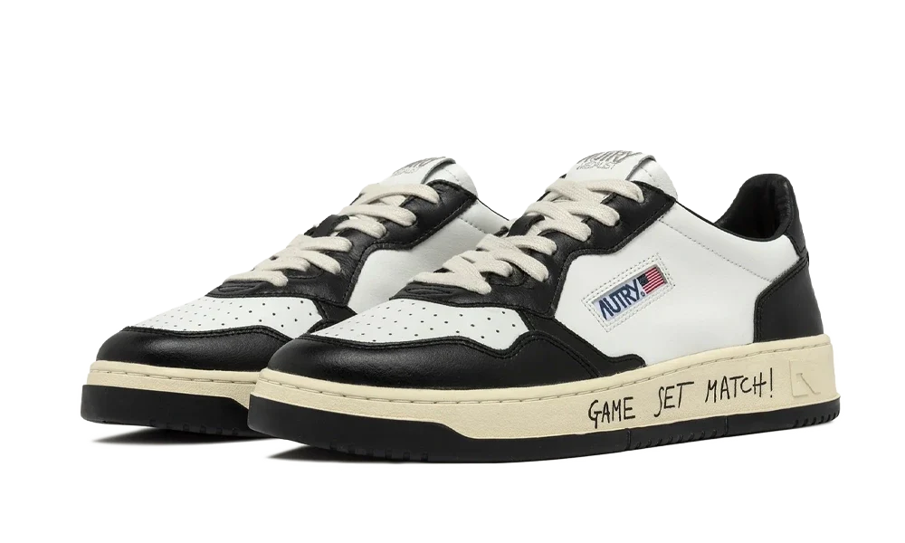 Autry Medalist Low Match Bicolor Leather White Black