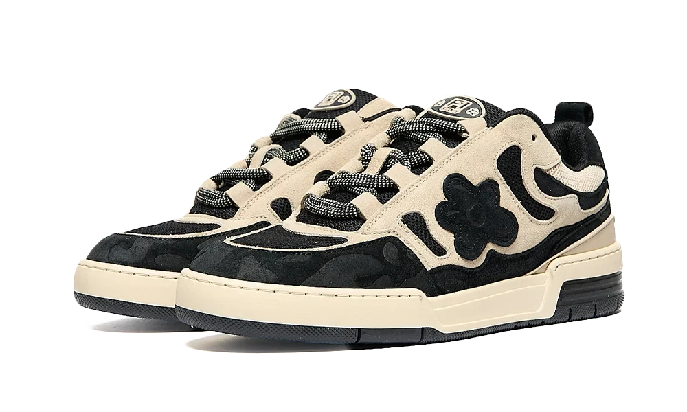 Black Tar Black Beige