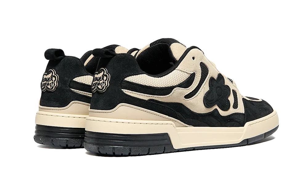 Black Tar Black Beige