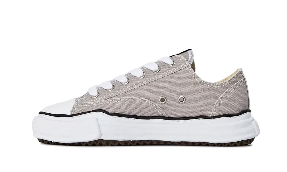 Maison Mihara Yasuhiro Peterson Low Gray