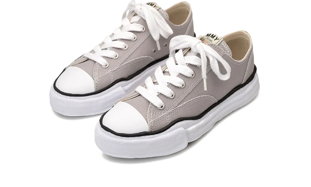 Maison Mihara Yasuhiro Peterson Low Gray