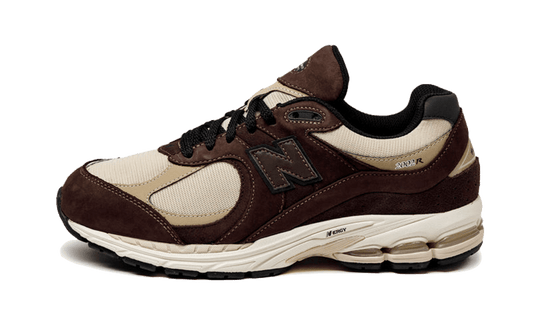 new-balance-2002r-black-coffee