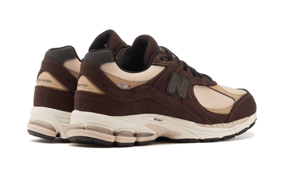 new-balance-2002r-black-coffee