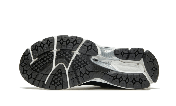 New Balance 2002R Black Silver