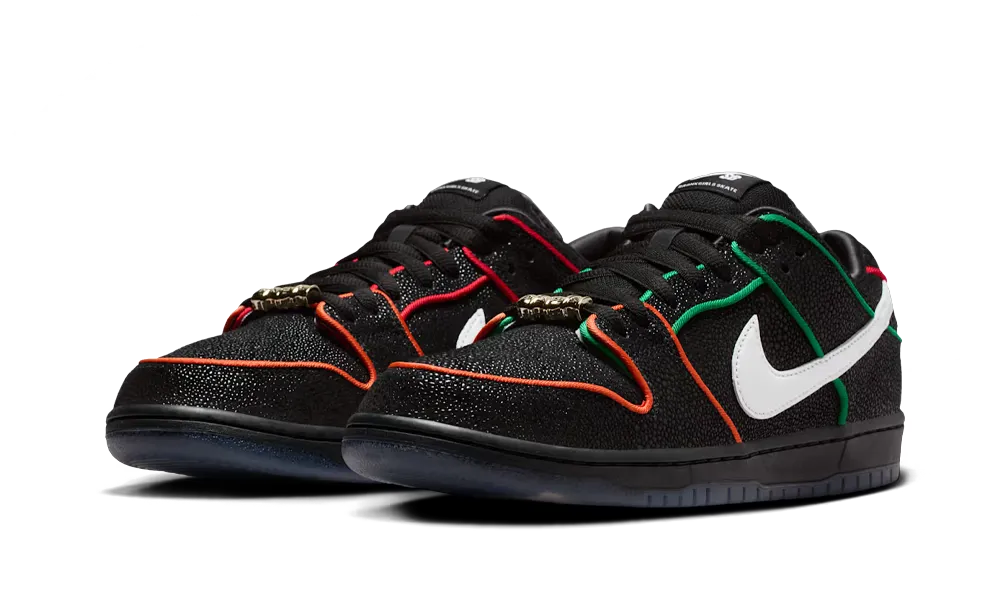 Nike SB Dunk Low Pro Bronx Girls Black Red