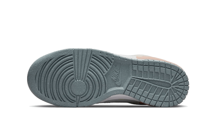 Dunk Low Disrupt 2 Easter