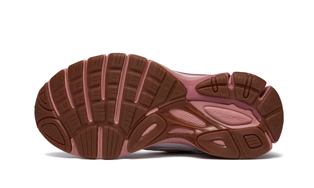 Saucony ProGrid Guide 7 White Peach