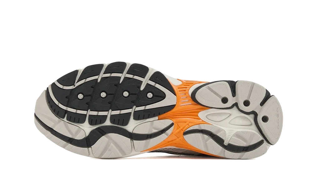 Saucony ProGrid Omni 9 TMY White Turmeric