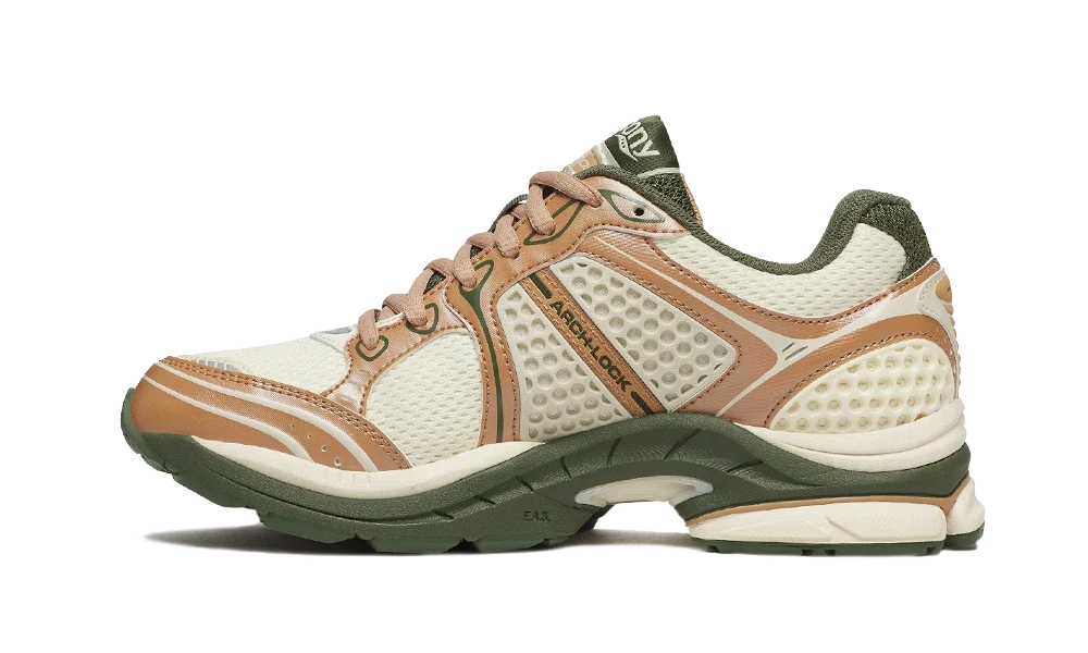 & Friends ProGrid Triumph 4 Cream Doe