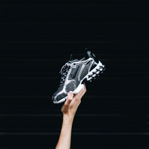 Air Zoom Spiridon Cage 2 Stussy Pure Platinum