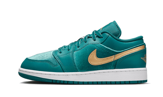 Air Jordan 1 Low Velvet Geode Teal