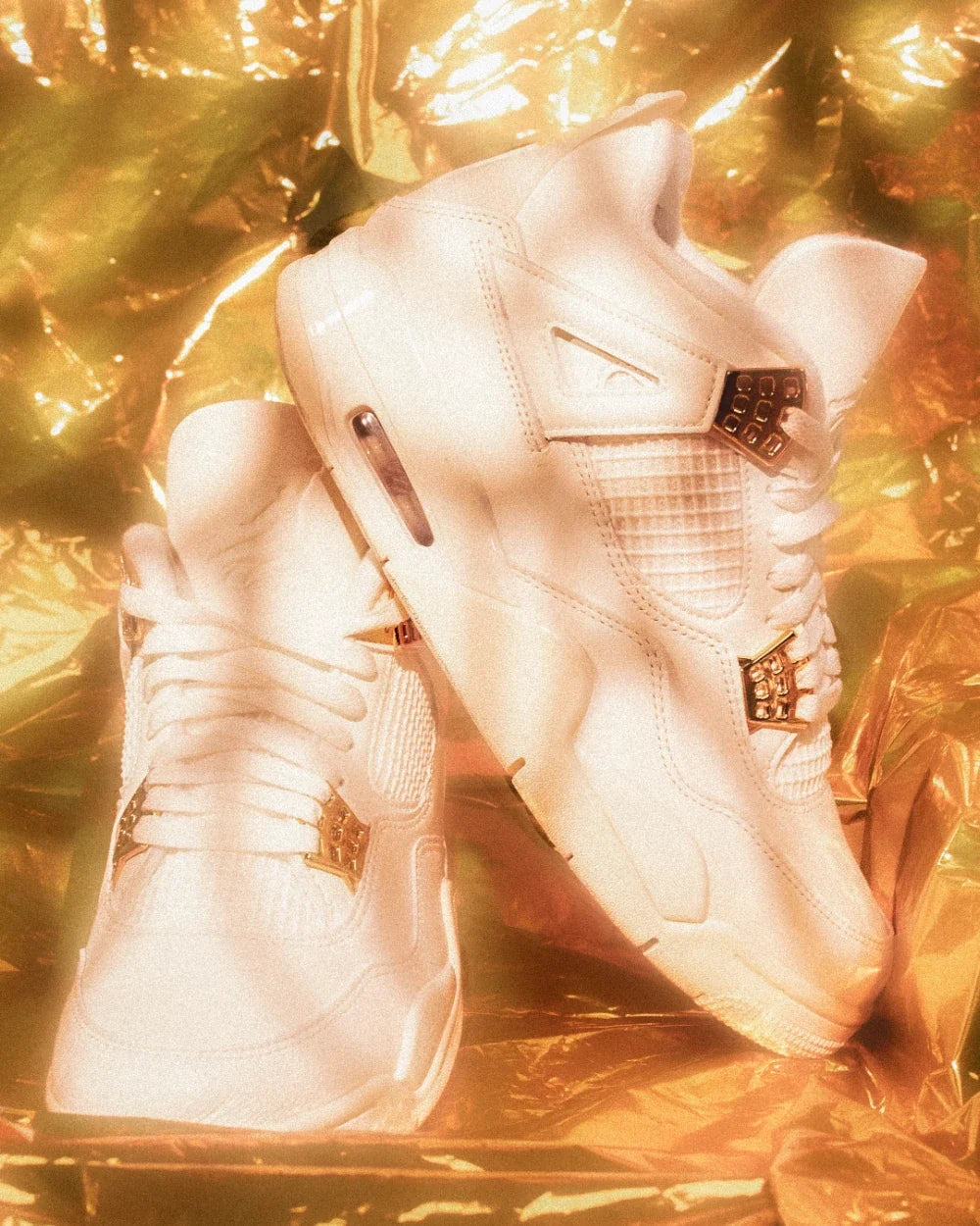 air-jordan-4-sail-metallic-gold