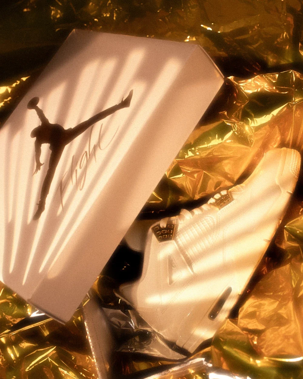 air-jordan-4-sail-metallic-gold
