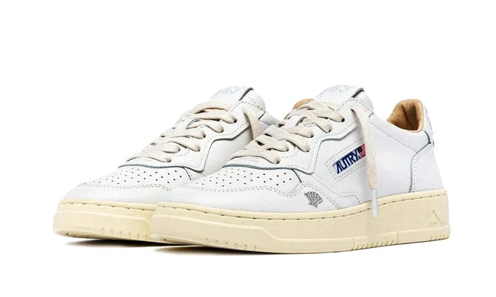 Autry Medalist Low Leather Shell White Silver