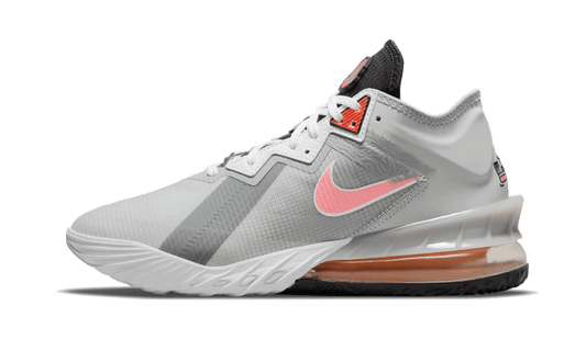 Nike Lebron 18 Low Bugs vs Marvin Space Jam - CV7562-005