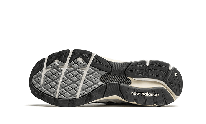 New Balance 990 V3 Made USA Teddy Santis Sea Salt