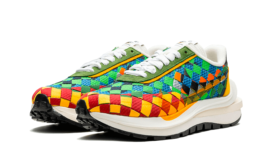 nike-vaporwaffle-woven-sacai-jean-paul-gaultier-green-gusto