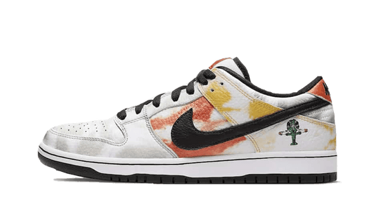 Nike SB Dunk Low Raygun Away - BQ6832-101